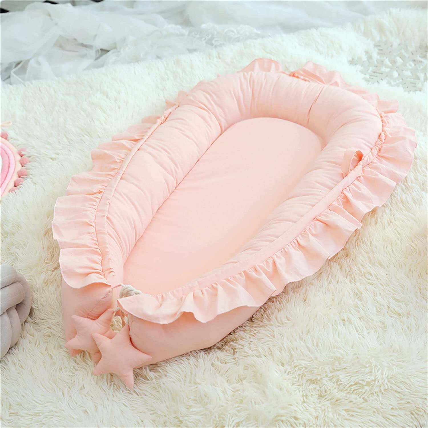 Portabe Snuggle Nest for Baby